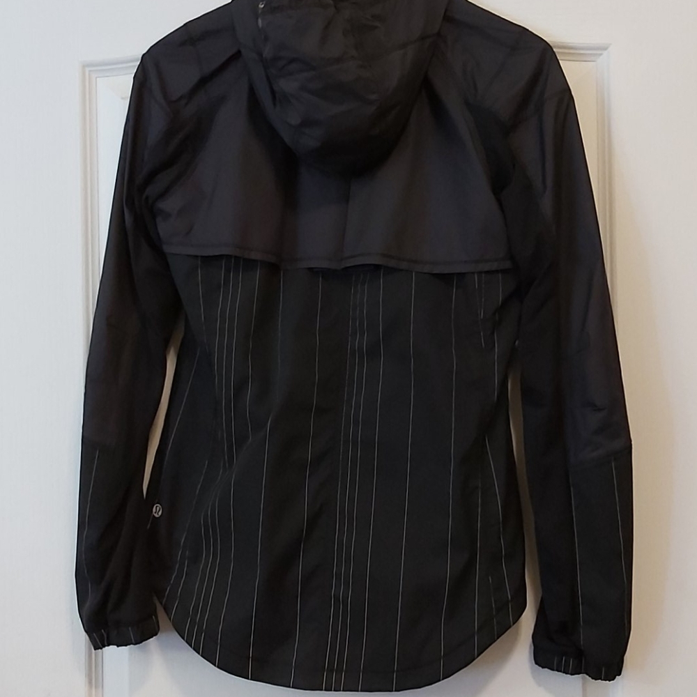 Lululemon jacket - Picture 2 of 3